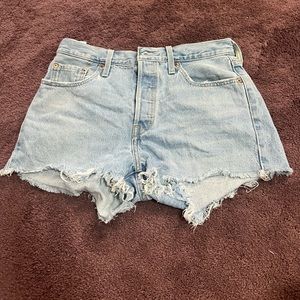 Levi shorts 501